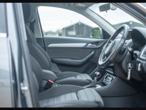 Audi Q3 2.0 Q3 SE TDI Quattro Semi-Auto 4WD 5dr 14