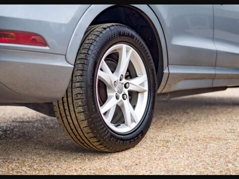 Audi Q3 2.0 Q3 SE TDI Quattro Semi-Auto 4WD 5dr 19
