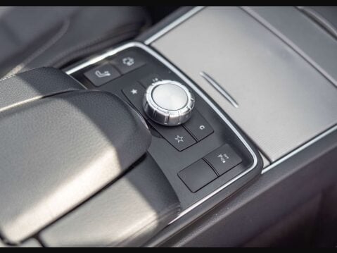 Mercedes-Benz E Class 2.1 E250 CDi AMG Line Auto 2dr 20