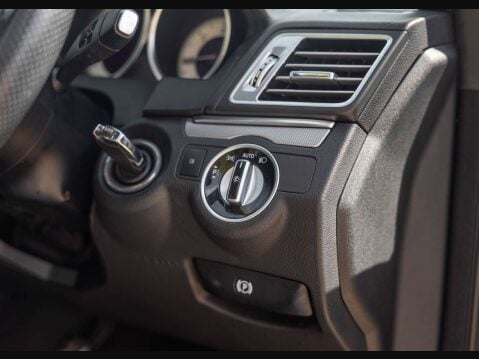 Mercedes-Benz E Class 2.1 E250 CDi AMG Line Auto 2dr 26