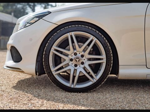 Mercedes-Benz E Class 2.1 E250 CDi AMG Line Auto 2dr 41