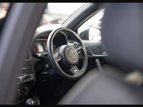 Audi A1 1.6 A1 Sportback TDI S Line Nav Semi-Auto 5dr 28