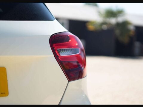 Mercedes-Benz A Class 2.1 A 200 D AMG Line Premium Auto 5dr 39