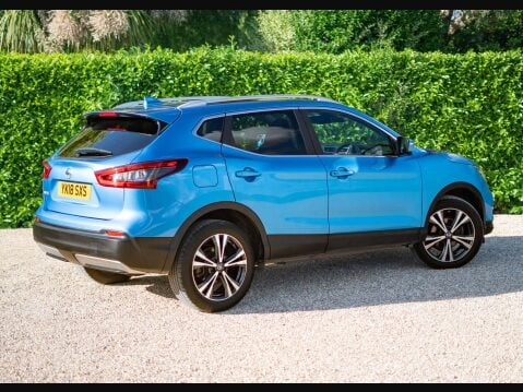 Nissan Qashqai 1.2 Qashqai N-Connecta DiG-T 5dr 5