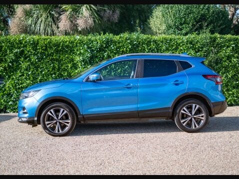 Nissan Qashqai 1.2 Qashqai N-Connecta DiG-T 5dr 7