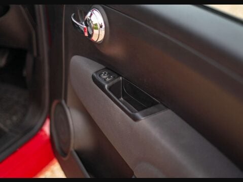 Fiat 500 1.2 500 Lounge 3dr 31