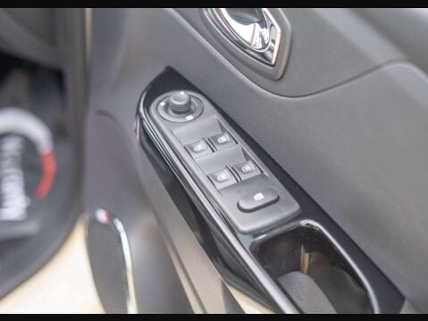Renault Captur 0.9 Captur Dynamique S MediaNav Energy TCe S/S 5dr 21