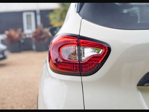 Renault Captur 0.9 Captur Dynamique S MediaNav Energy TCe S/S 5dr 36