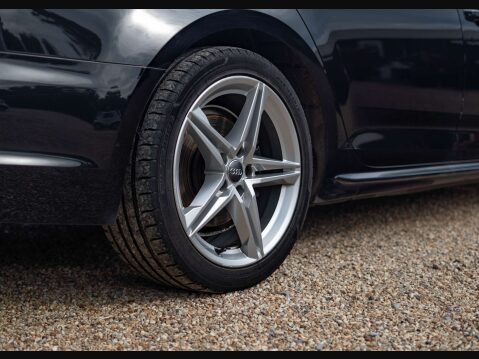 Audi A4 2.0 A4 S Line TFSI Semi-Auto 4dr 33