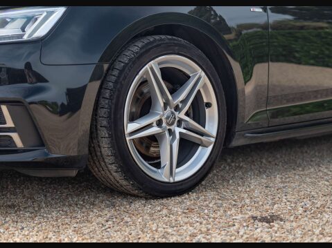 Audi A4 2.0 A4 S Line TFSI Semi-Auto 4dr 39