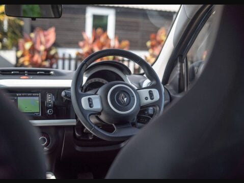 Renault Twingo 0.9 Twingo Iconic TCe Auto 5dr 20