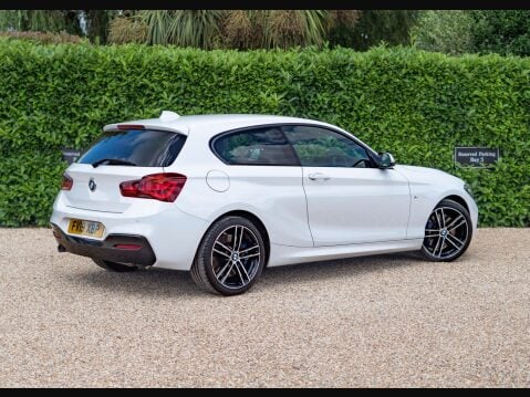 BMW 1 Series 1.5 118I M Sport Shadow Edition 3dr 5