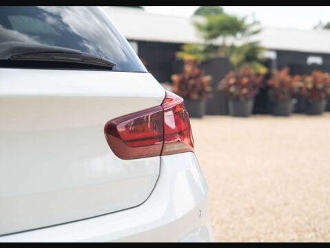 BMW 1 Series 1.5 118I M Sport Shadow Edition 3dr 42
