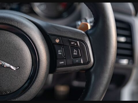 Jaguar F-Type 5.0 F-Type R Auto 3dr 33