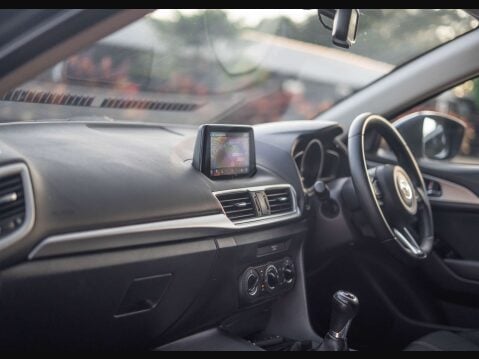 Mazda 3 2.0 3 SE Nav 5dr 11
