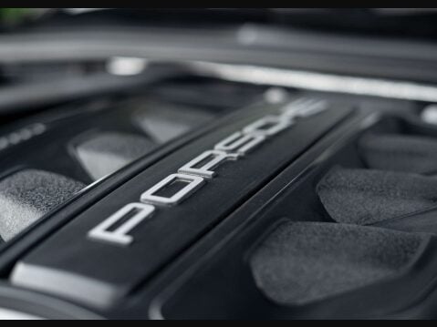 Porsche Macan 3.6 Macan T Semi-Auto 4WD 5dr 22