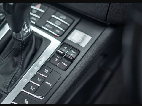 Porsche Macan 3.6 Macan T Semi-Auto 4WD 5dr 33