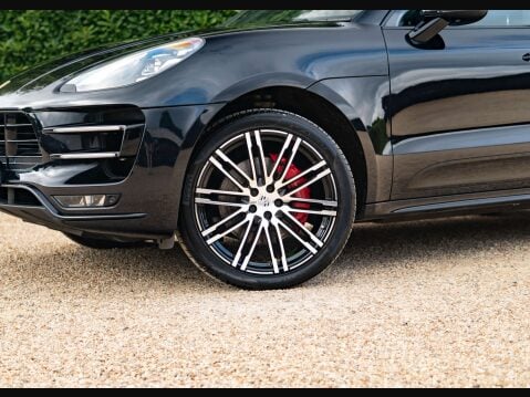 Porsche Macan 3.6 Macan T Semi-Auto 4WD 5dr 34