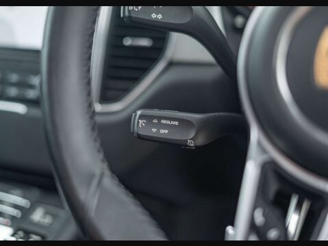 Porsche Macan 3.6 Macan T Semi-Auto 4WD 5dr 43