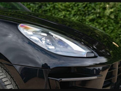 Porsche Macan 3.6 Macan T Semi-Auto 4WD 5dr 75