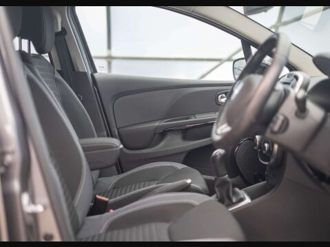 Renault Clio 0.9 Clio Dynamique S Nav TCe 5dr 33
