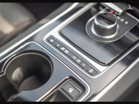Jaguar XE 3.0 XE S V6 Auto 4dr 29
