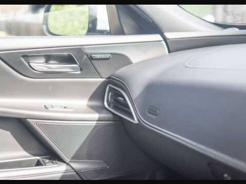 Jaguar XE 3.0 XE S V6 Auto 4dr 31