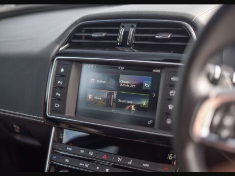 Jaguar XE 3.0 XE S V6 Auto 4dr 33