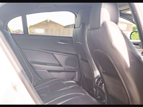 Jaguar XE 3.0 XE S V6 Auto 4dr 17