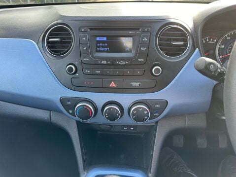 Hyundai i10 SE 15