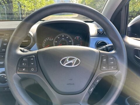 Hyundai i10 SE 11