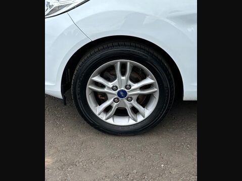 Ford Fiesta STYLE 13
