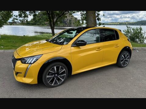 Peugeot 208 PURETECH GT LINE S/S 7