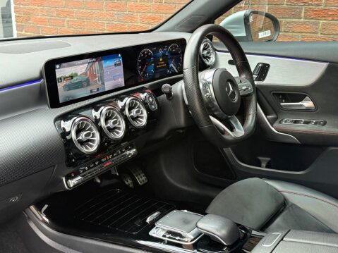 Mercedes-Benz A Class 1.3 A200 AMG Line (Premium Plus) 7G-DCT Euro 6 (s/s) 5dr 28
