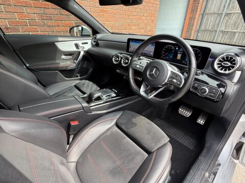 Mercedes-Benz A Class 1.3 A200 AMG Line (Premium Plus) 7G-DCT Euro 6 (s/s) 5dr 38