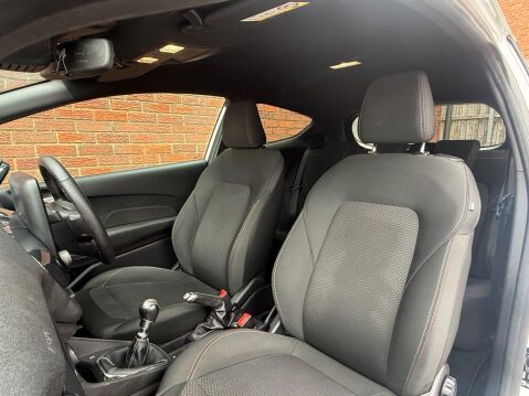 Ford Fiesta 1.0T EcoBoost ST-Line Euro 6 (s/s) 3dr 26
