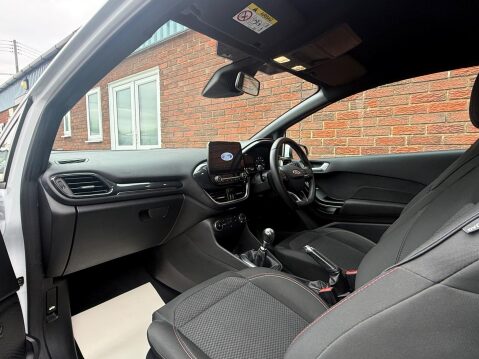 Ford Fiesta 1.0T EcoBoost ST-Line Euro 6 (s/s) 3dr 24