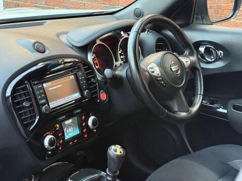 Nissan Juke 1.2 DIG-T N-Connecta Euro 6 (s/s) 5dr 23