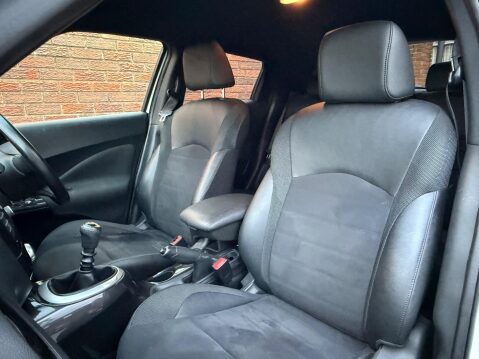 Nissan Juke 1.2 DIG-T N-Connecta Euro 6 (s/s) 5dr 26