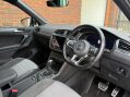 Volkswagen Tiguan 2.0 TDI R-Line DSG 4Motion Euro 6 (s/s) 5dr 17