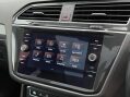 Volkswagen Tiguan 2.0 TDI R-Line DSG 4Motion Euro 6 (s/s) 5dr 37