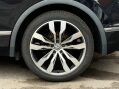 Volkswagen Tiguan 2.0 TDI R-Line DSG 4Motion Euro 6 (s/s) 5dr 14