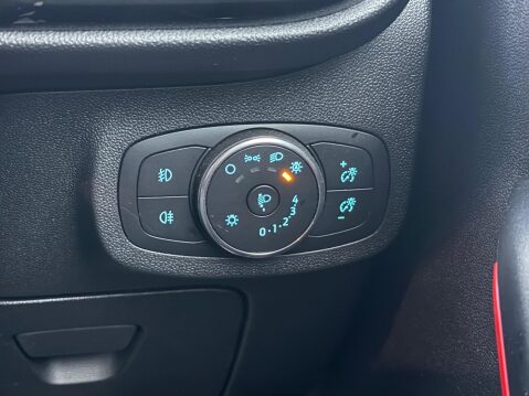 Ford Fiesta 1.0T EcoBoost ST-Line X Euro 6 (s/s) 5dr 39