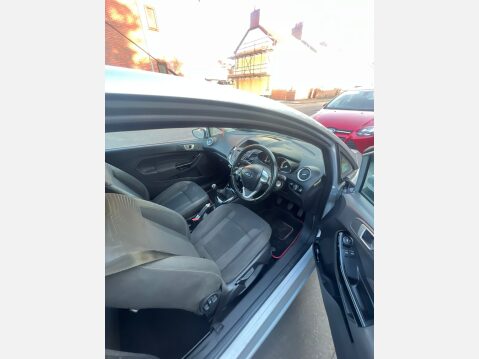 Ford Fiesta ZETEC 8