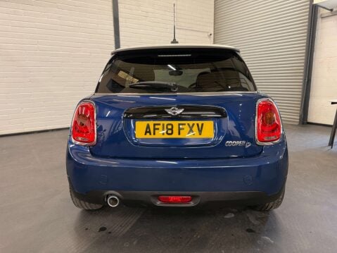 Mini Hatch 1.5 Cooper D 3dr 12