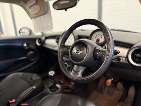 Mini Hatch 1.6 Cooper D Euro 5 (s/s) 3dr 3