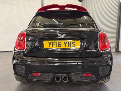 Mini Hatch 2.0 John Cooper Works Auto 3dr 12