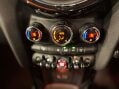 Mini Hatch 2.0 John Cooper Works Auto 3dr 15