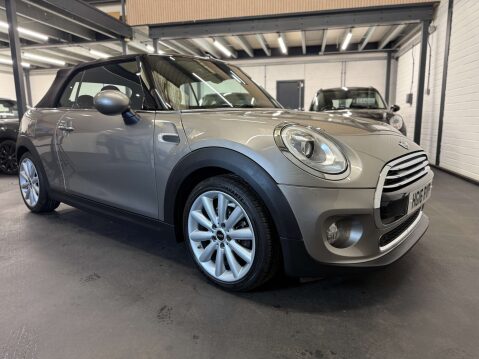 Mini Convertible 1.5 Cooper Auto 2dr 5