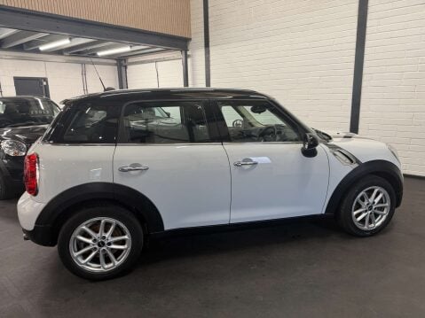 Mini Countryman 1.6 Countryman Cooper D 5dr 12